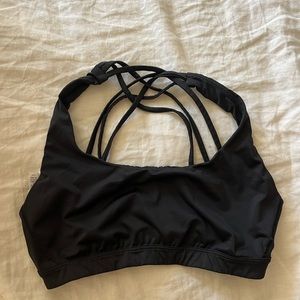 Victoria’s Secret black sports bra